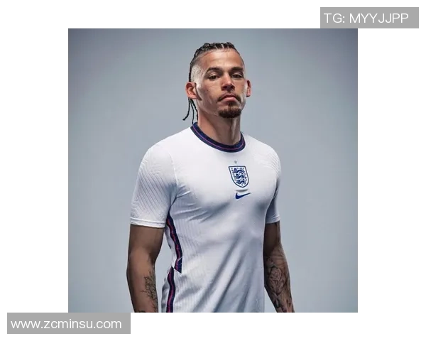 后卫足球明星全景展示与精彩瞬间汇总大赏